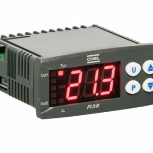 R38 - Controlador de Temperatura